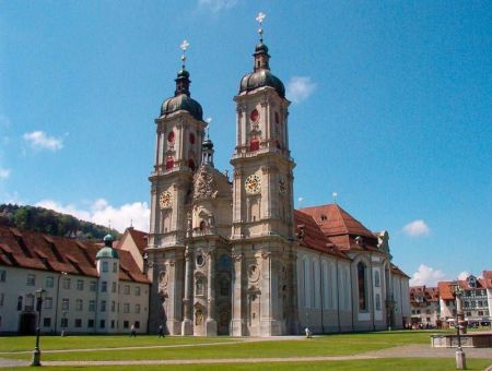 Coolest-Libraries-Abbey-Saint-Gall